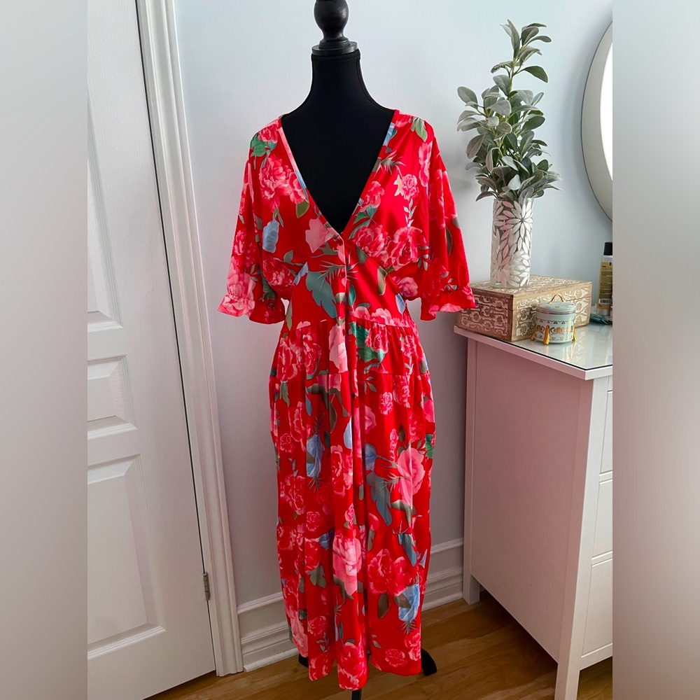 NWOT Coral and Pink Floral Plus Size Maxi Sz 18